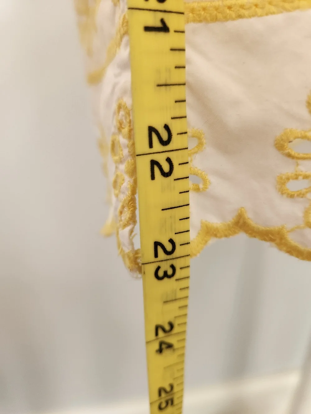 Talbots White Off-Shoulder Top with Yellow Embroidery SP